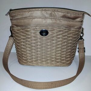 Lug Adagia Shoulder / Crossbody Bag